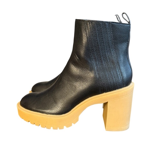 Dolce Vita Caster H2O Waterproof Lug Sole Heeled Ankle Boot Women’s Size 6.5 - Picture 3 of 8